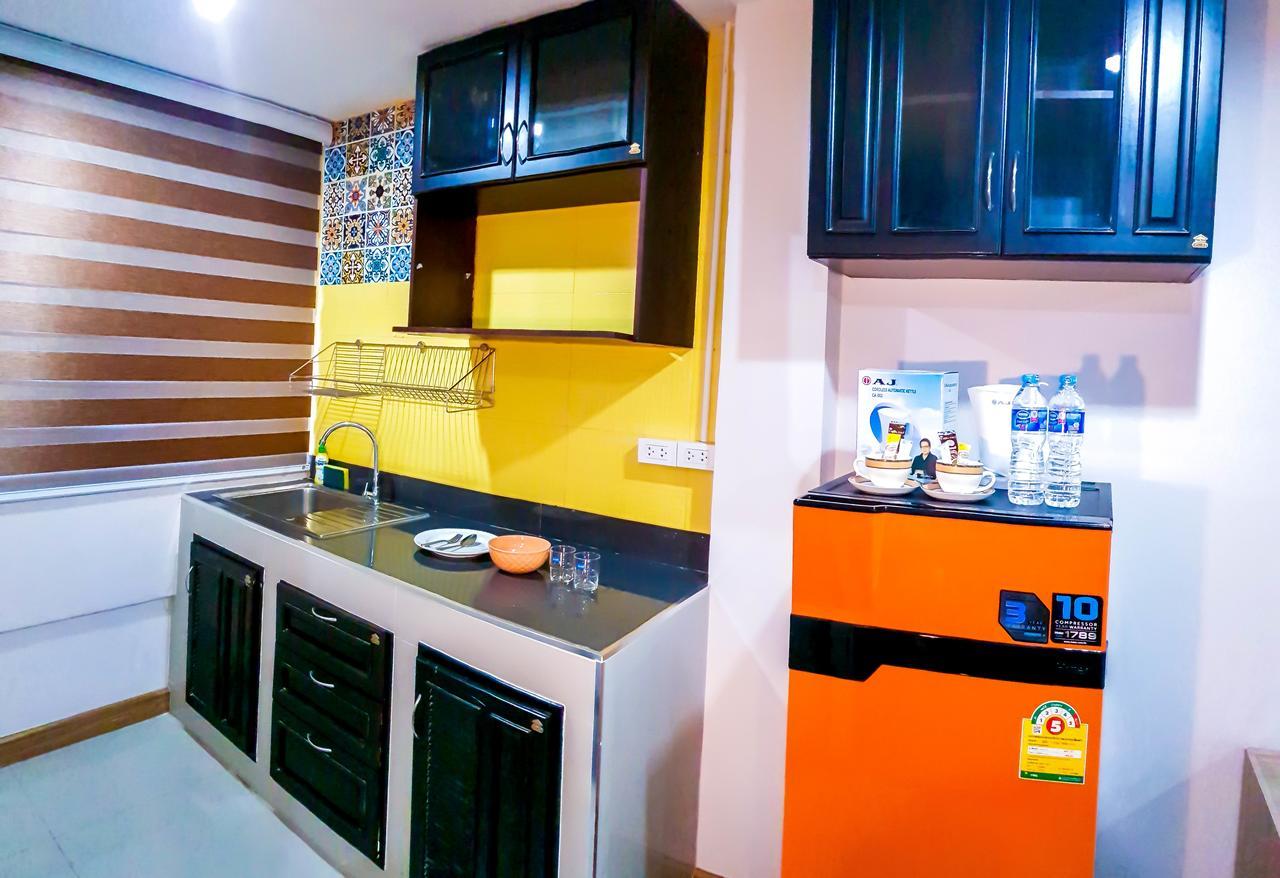 Walking Street Residence - Boutique Suites Near The Beach & Walking Street Pattaya Esterno foto