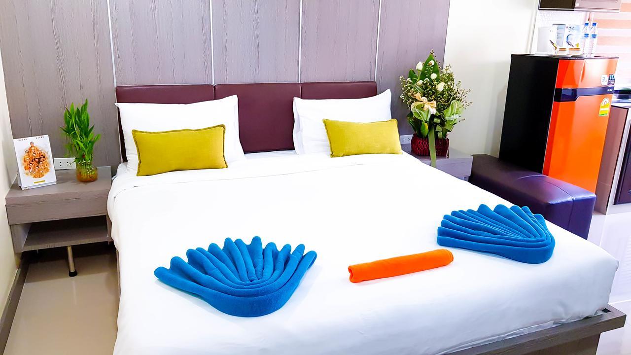 Walking Street Residence - Boutique Suites Near The Beach & Walking Street Pattaya Esterno foto
