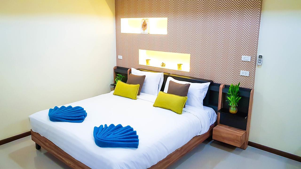 Walking Street Residence - Boutique Suites Near The Beach & Walking Street Pattaya Esterno foto