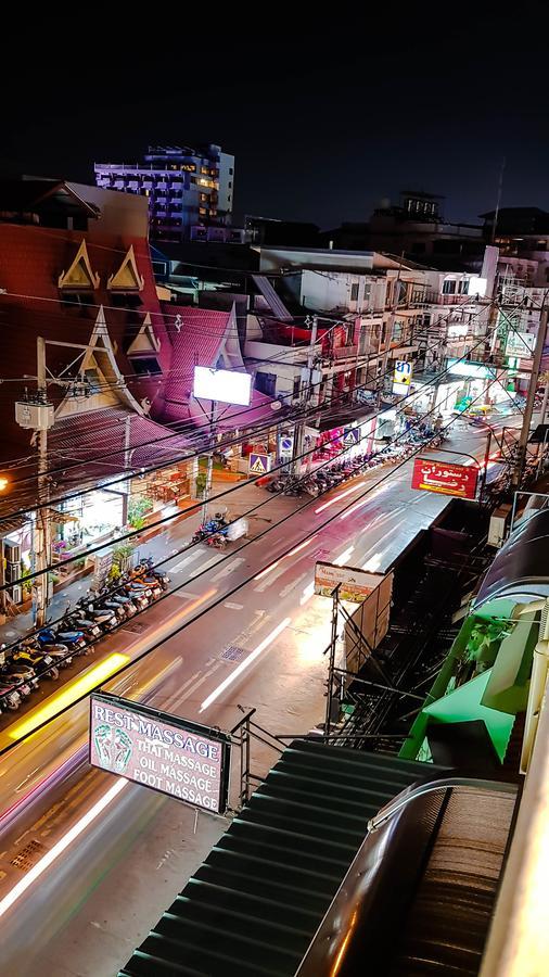 Walking Street Residence - Boutique Suites Near The Beach & Walking Street Pattaya Esterno foto