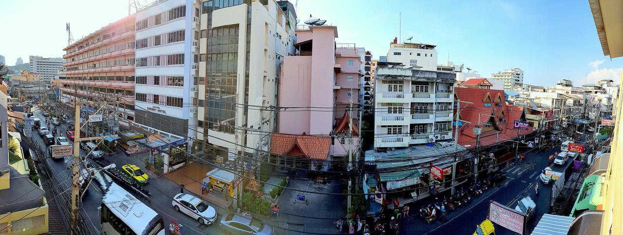 Walking Street Residence - Boutique Suites Near The Beach & Walking Street Pattaya Esterno foto